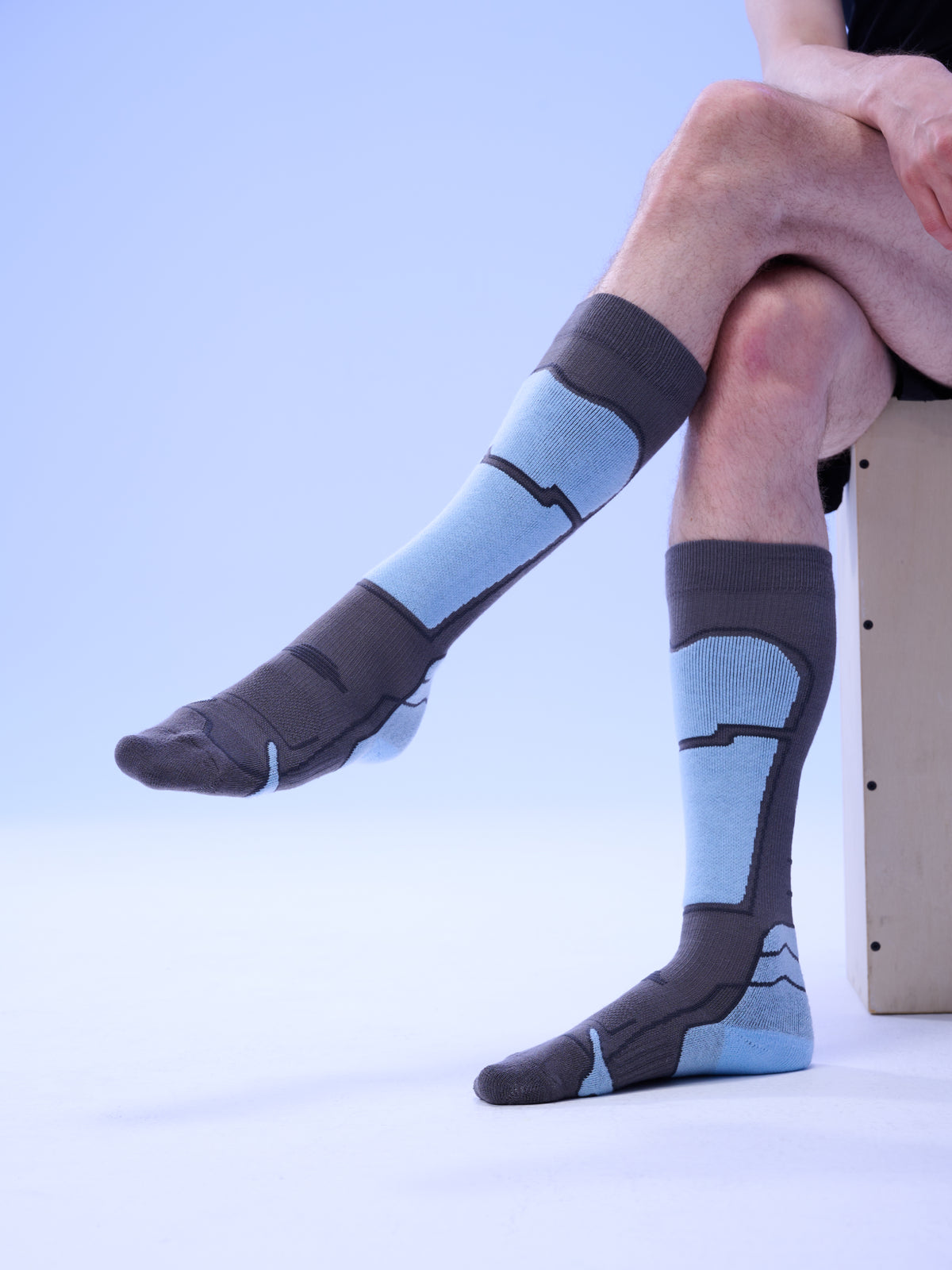 Performance Ski & Snowboard Socks in Blue