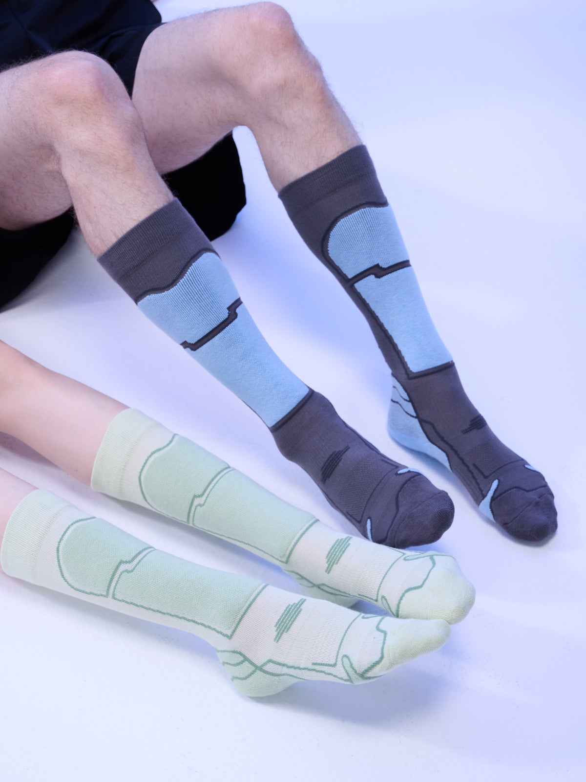 Performance Ski & Snowboard Socks in Blue