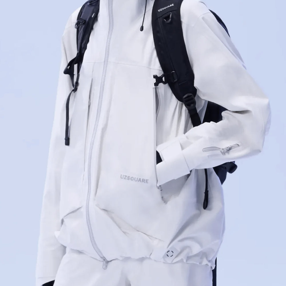 Two Large Side Pockets