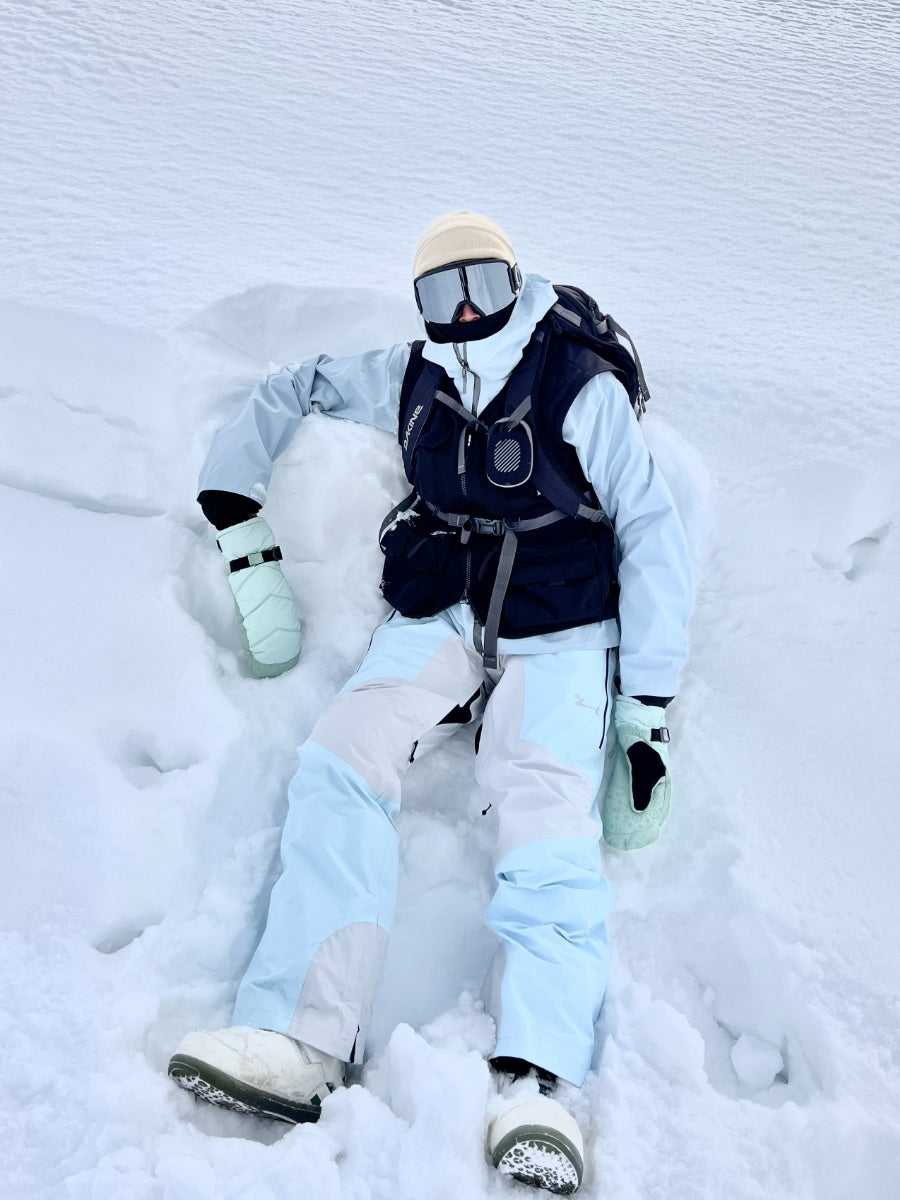 Women‘s Classic Waterproof 3L Snowboard Bib Pants