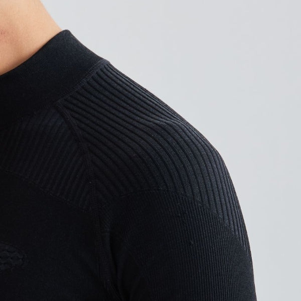 Accordion-Style Shoulder Design
