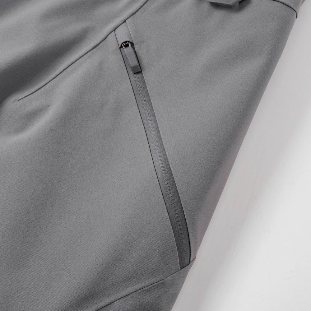 Large-Capacity Zippered Pocket