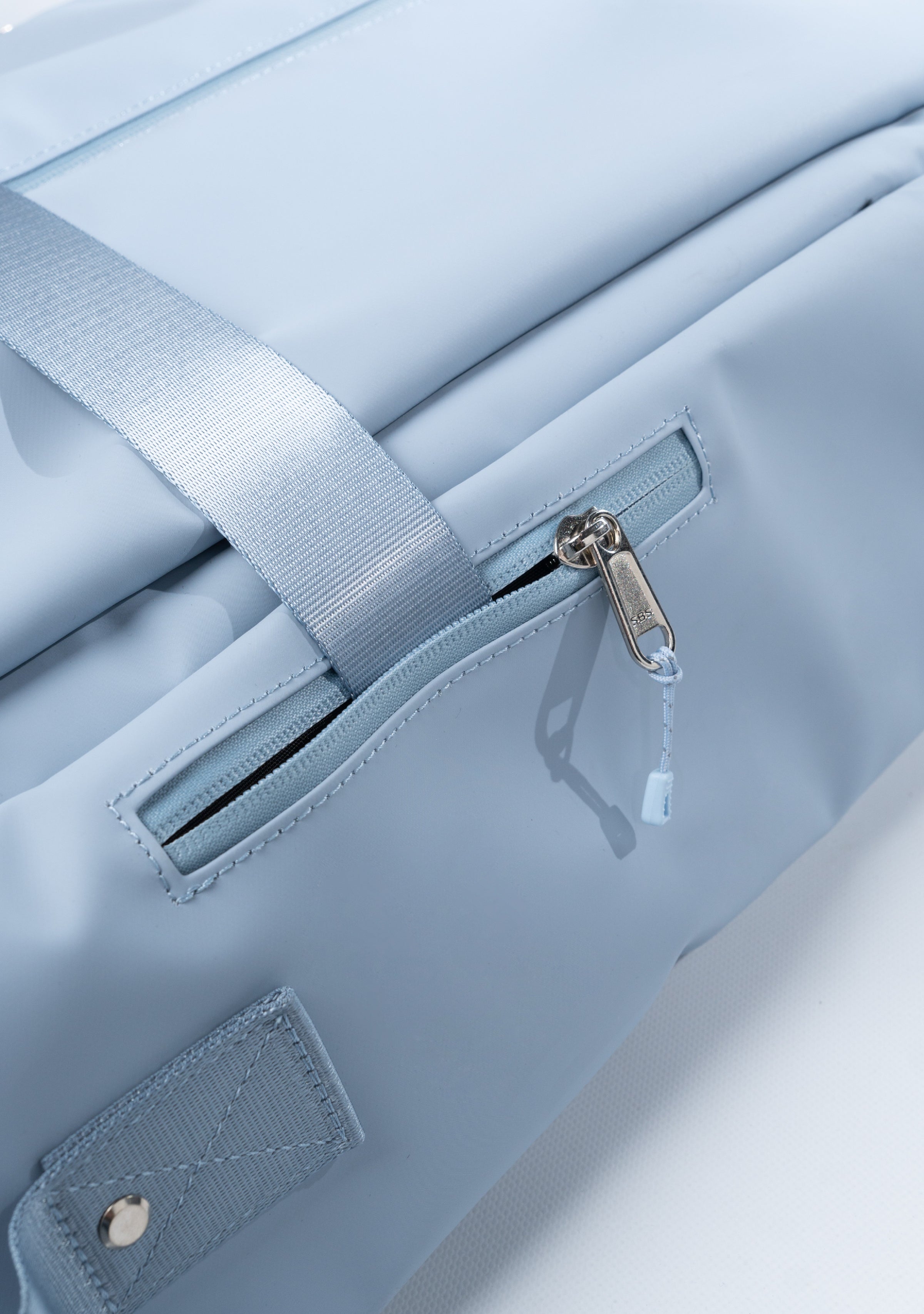 ULTRA Waterproof Snowboard Bag